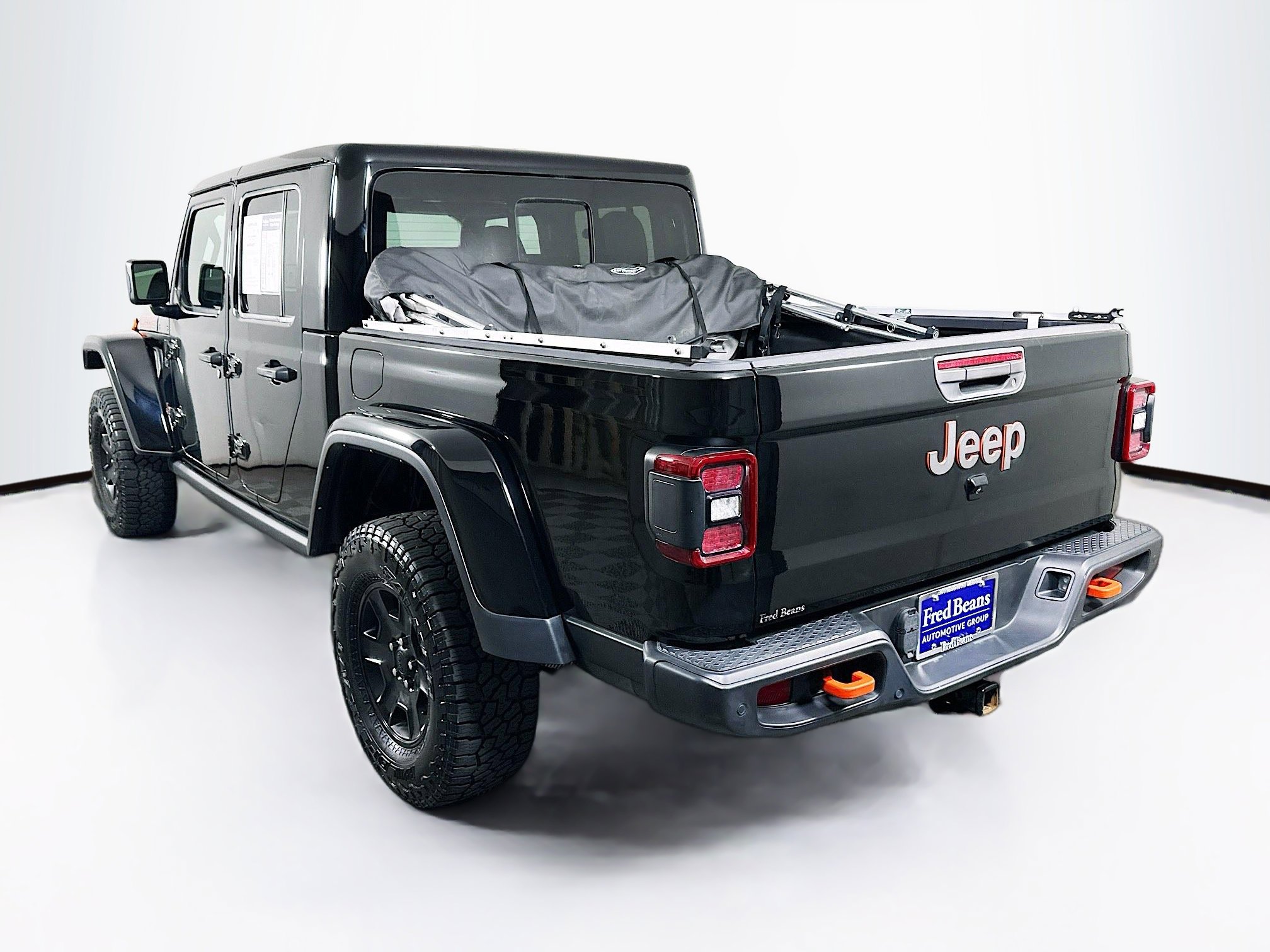 2021 Jeep Gladiator Mojave photo 2