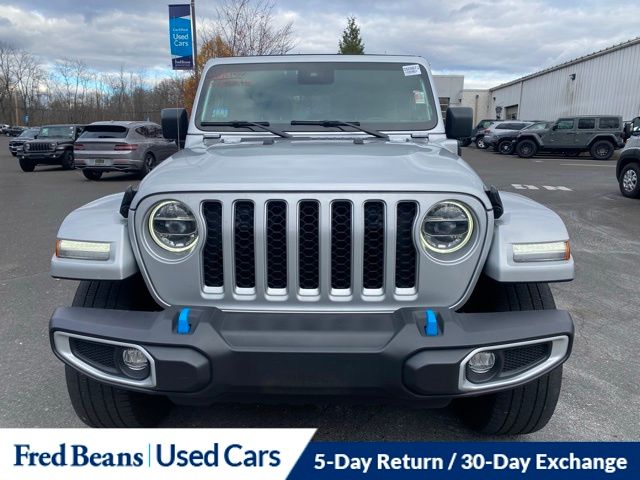 2022 Jeep Wrangler Unlimited Sahara 4xe photo 2