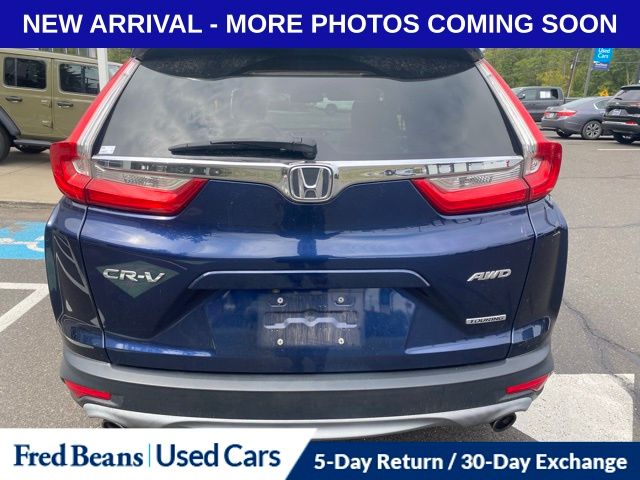 2018 Honda CR-V Touring photo 4