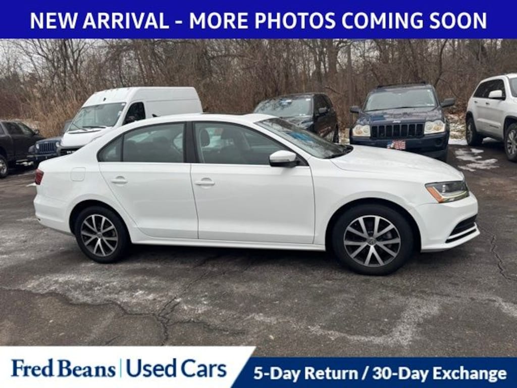 Used 2017 Volkswagen Jetta 1.4T SE Sedan
