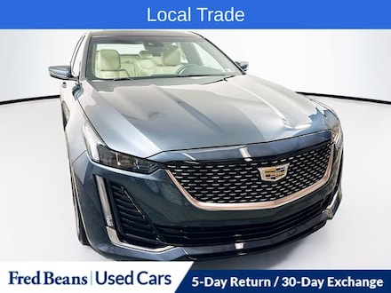 2022 Cadillac CT5 Luxury