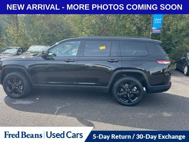 2024 Jeep Grand Cherokee Limited photo 4