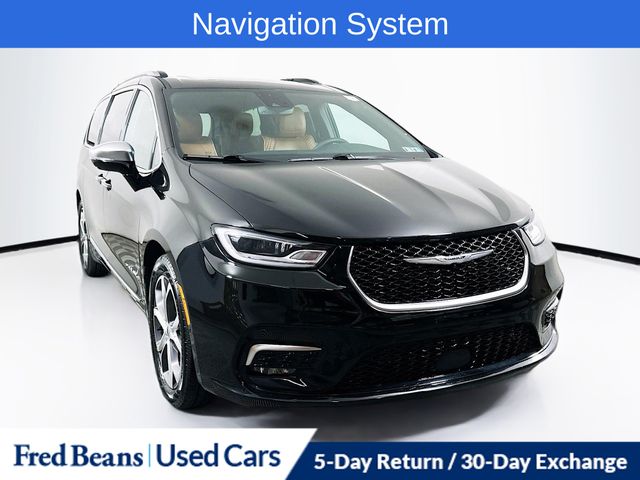 2024 Chrysler Pacifica Pinnacle's photo