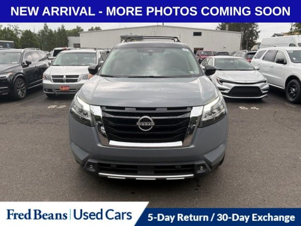 Used 2022 Nissan Pathfinder SL SUV
