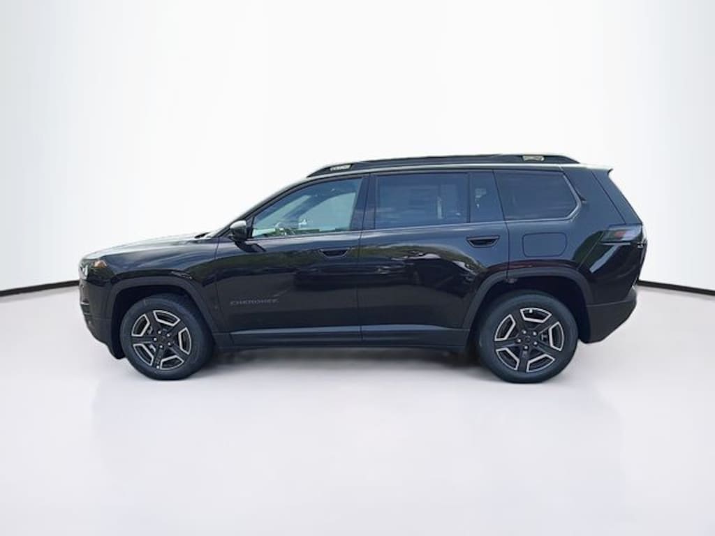 New 2026 Jeep Cherokee Laredo Sport Utility