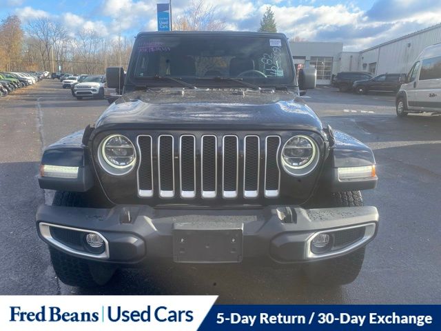 2022 Jeep Wrangler Unlimited Sahara photo 2