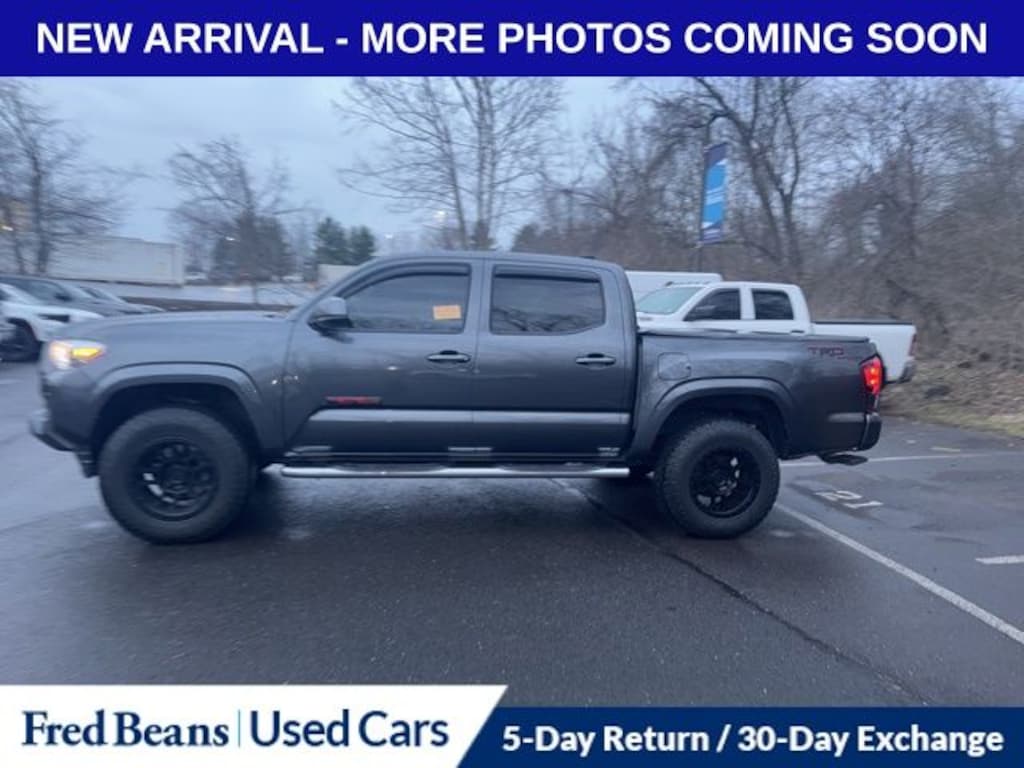 Used 2022 Toyota Tacoma SR Truck Double Cab