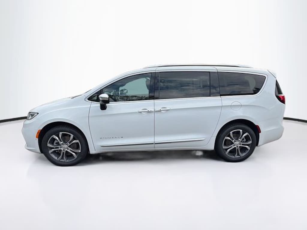 New 2026 Chrysler Pacifica Pinnacle Passenger Van