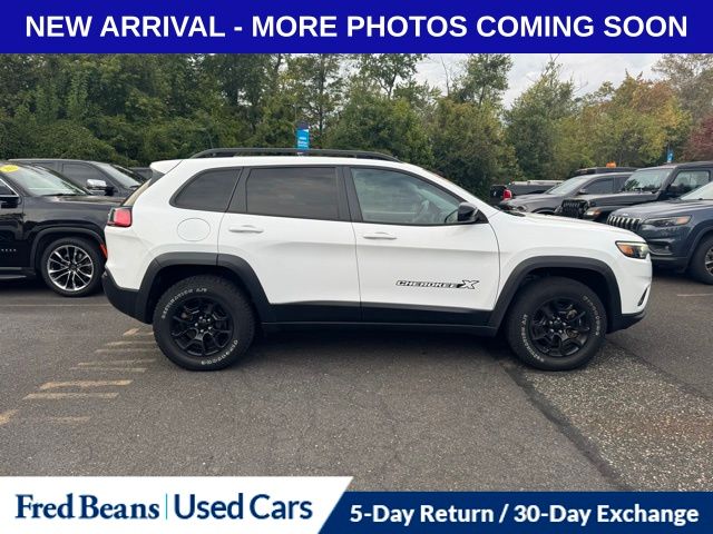 2022 Jeep Cherokee Latitude photo 2