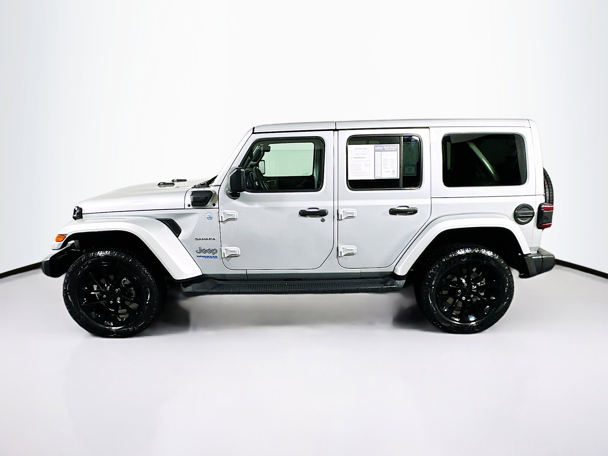 2022 Jeep Wrangler Unlimited Sahara 4xe photo 4