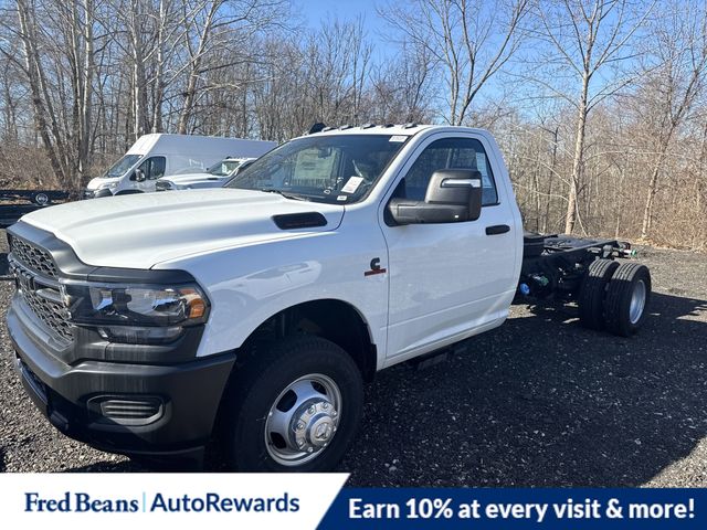 2024 Ram 3500 Tradesman photo 2