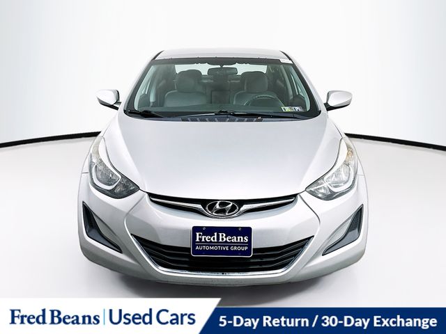 2016 Hyundai Elantra SE photo 2