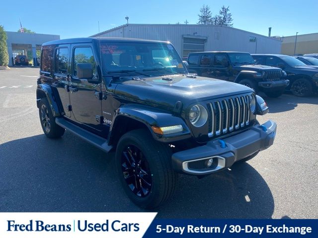 2023 Jeep Wrangler Sahara 4xe photo 3