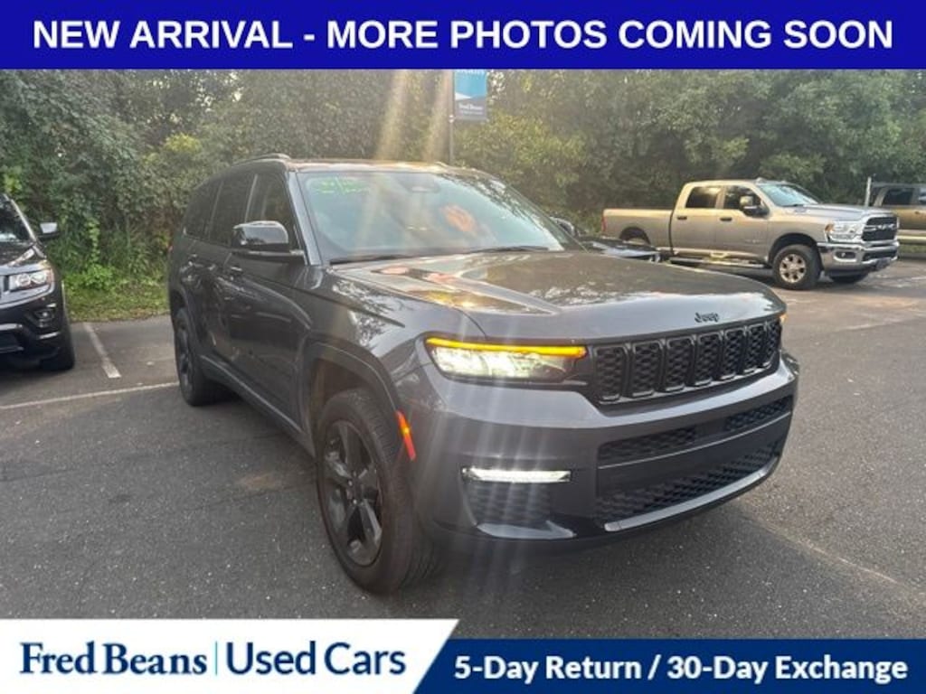 Used 2023 Jeep Grand Cherokee Limited SUV