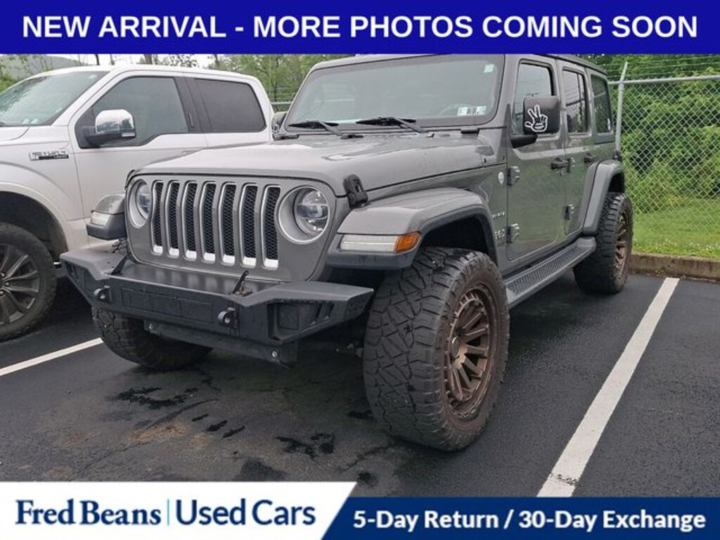 Used 2019 Jeep Wrangler Unlimited Sahara SUV