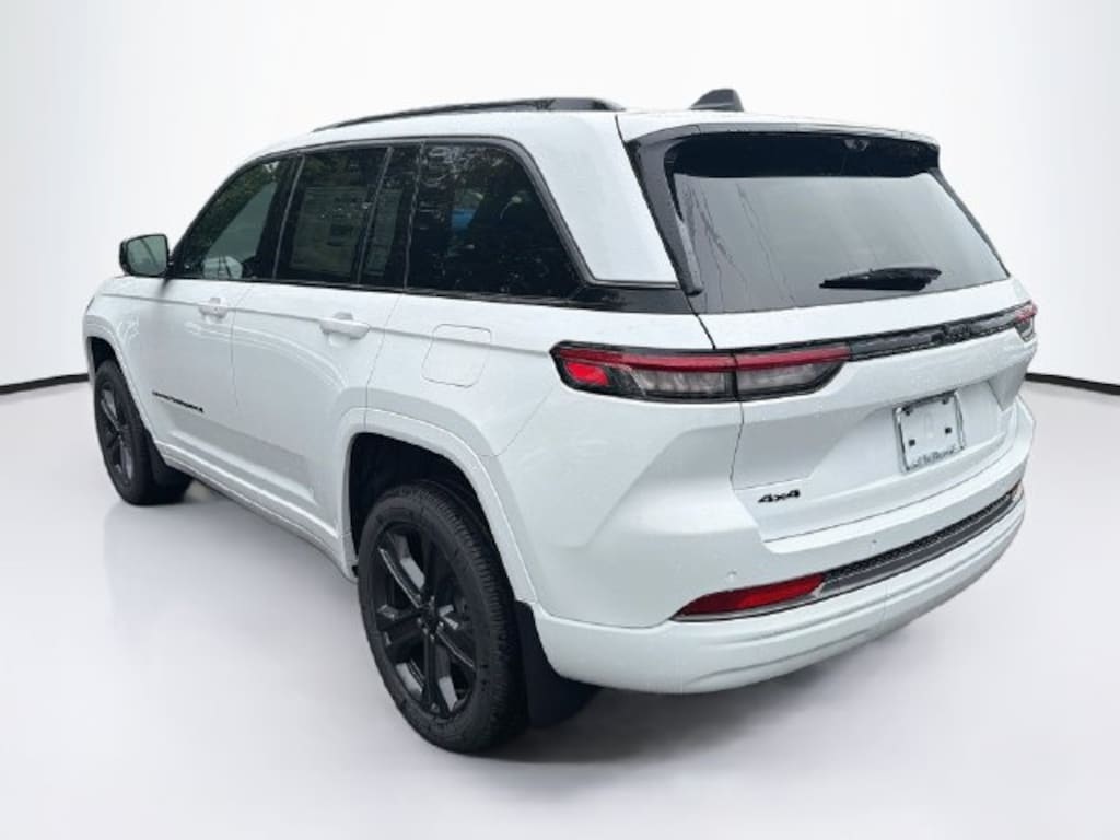 New 2027 Jeep Grand Cherokee Limited Reserve Sport Utility