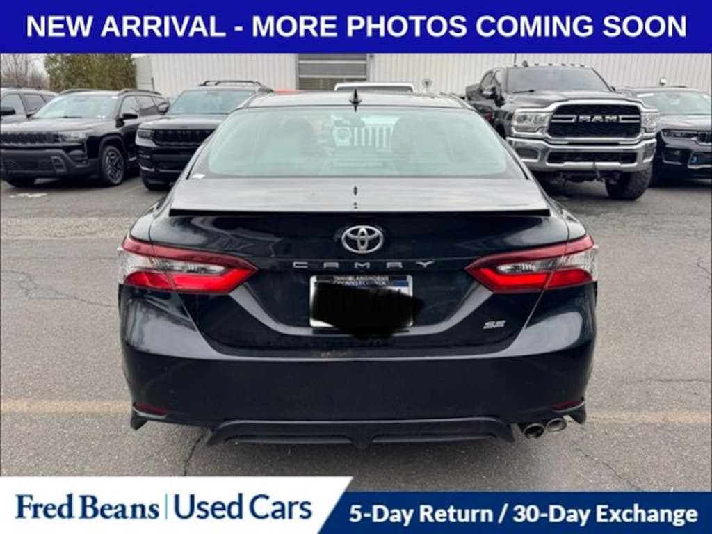 Used 2021 Toyota Camry SE Sedan
