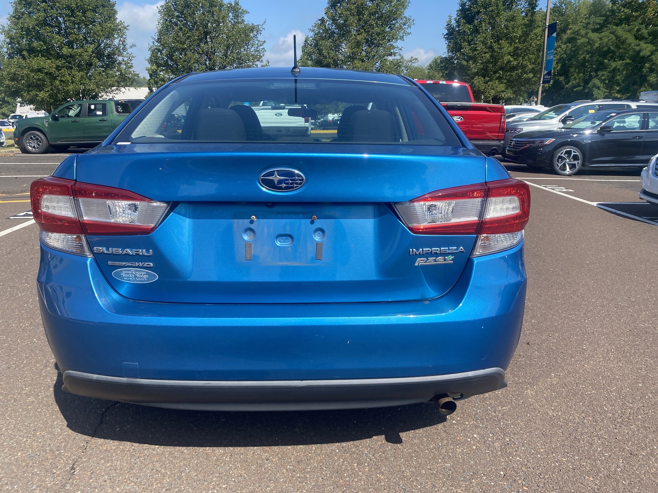 2017 Subaru Impreza 2.0i photo 3