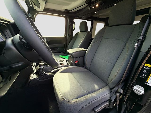 2025 Jeep Wrangler 4-Door Sport S - Photo 13