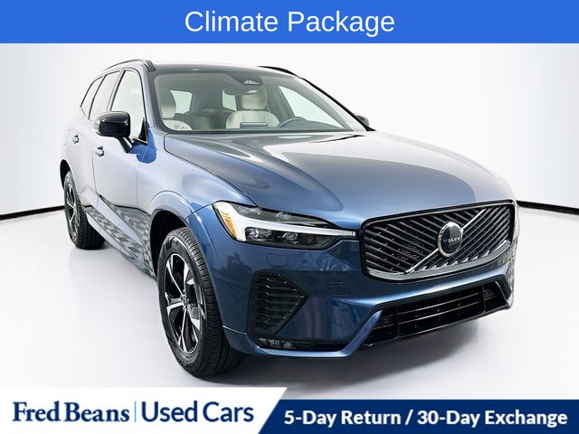 2026 Volvo XC60 B5 Core Dark AWD's photo