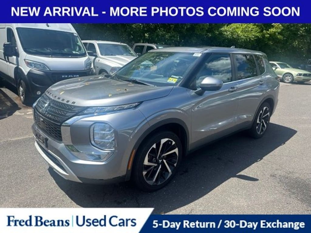 Used 2022 Mitsubishi Outlander SE CUV