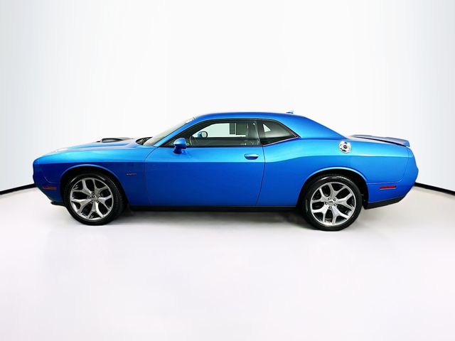 2016 Dodge Challenger R/T Plus photo 4