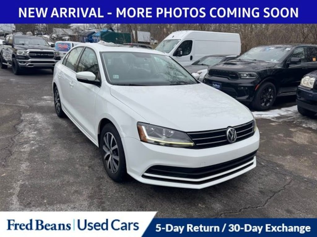 Used 2017 Volkswagen Jetta 1.4T SE Sedan