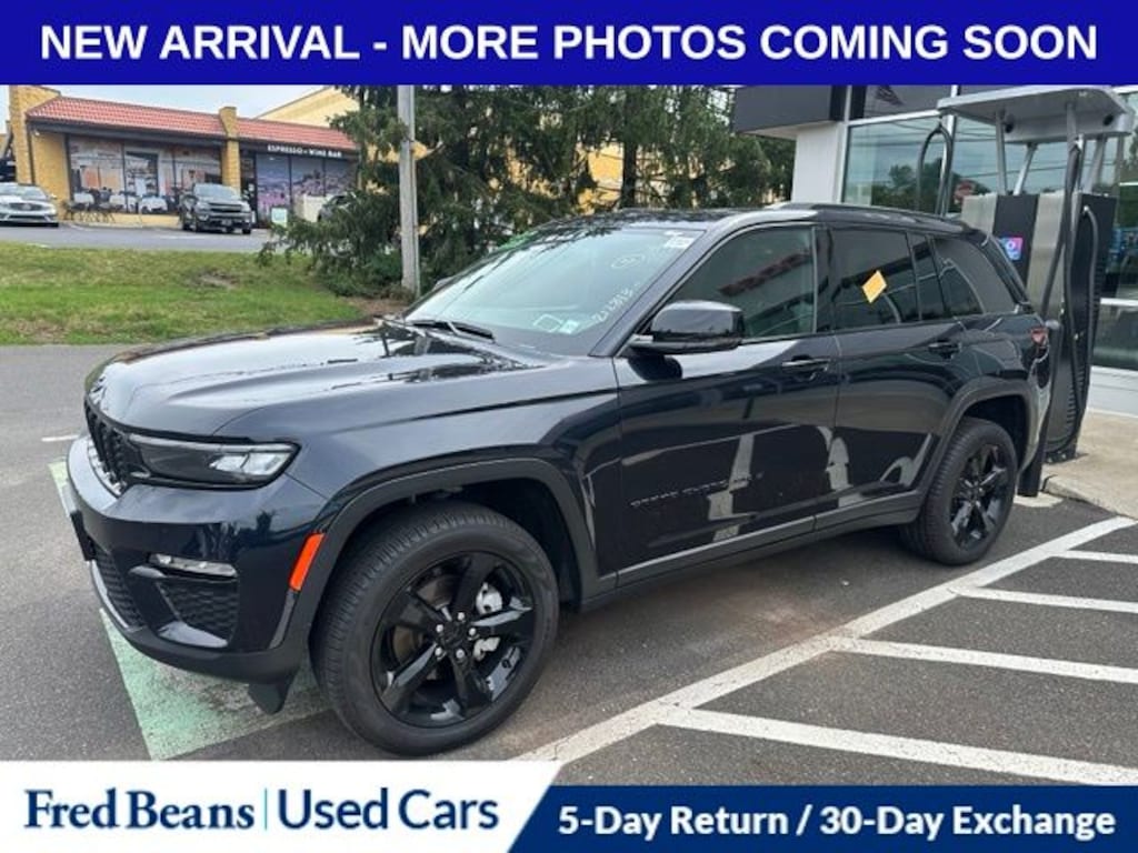 Used 2024 Jeep Grand Cherokee Limited SUV
