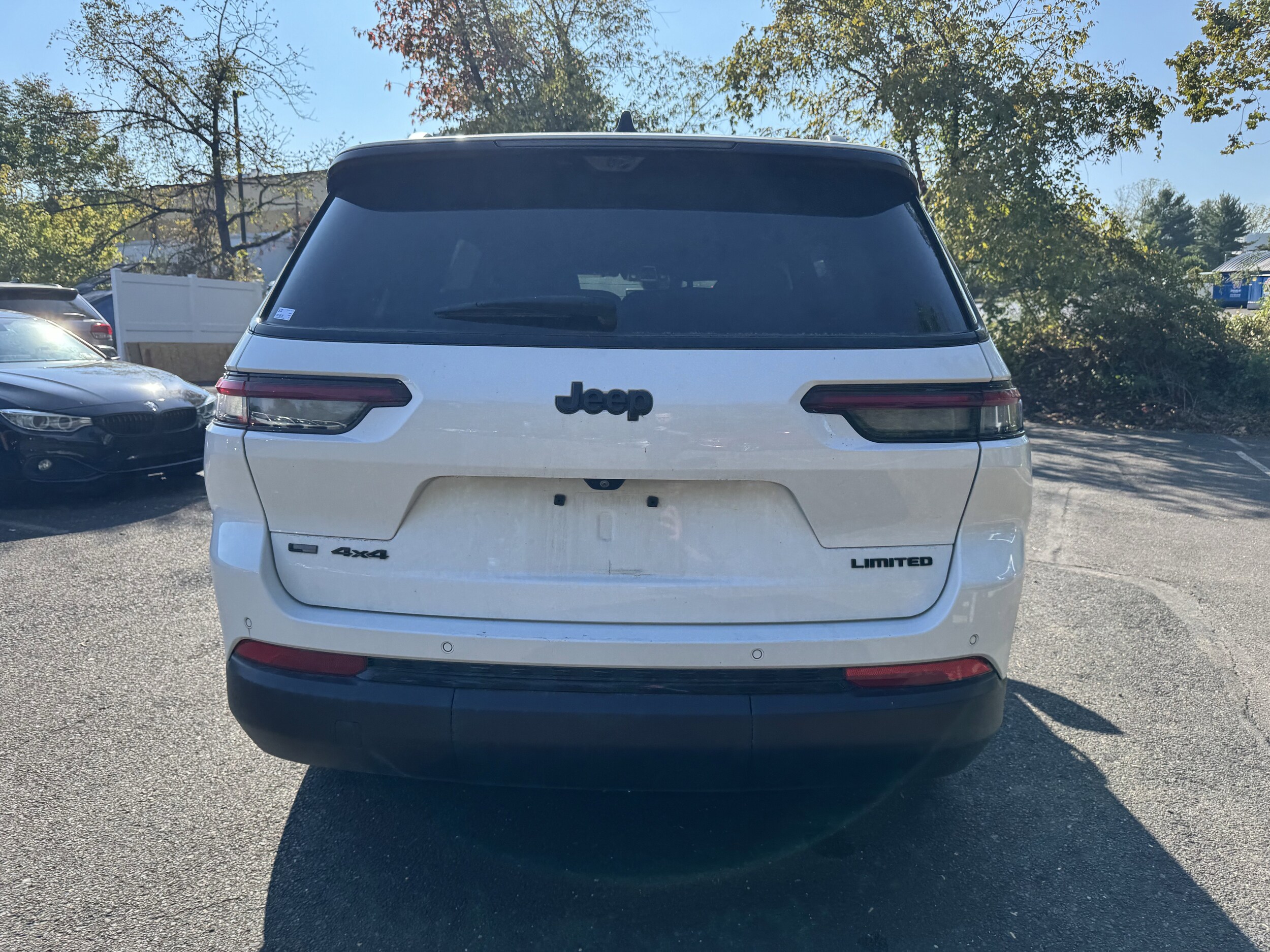 2023 Jeep Grand Cherokee Limited photo 3