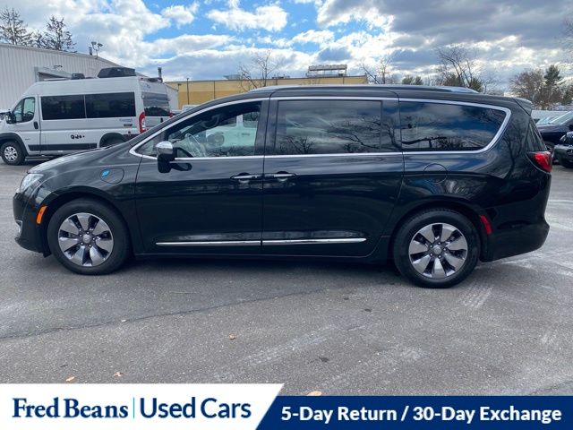 2020 Chrysler Pacifica Hybrid Limited photo 4