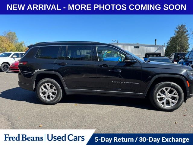 2021 Jeep Grand Cherokee Limited photo 2