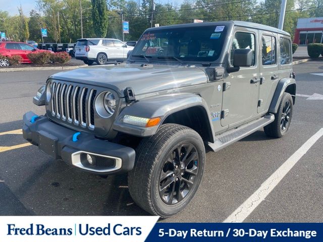 2022 Jeep Wrangler Unlimited Sahara 4xe photo 2