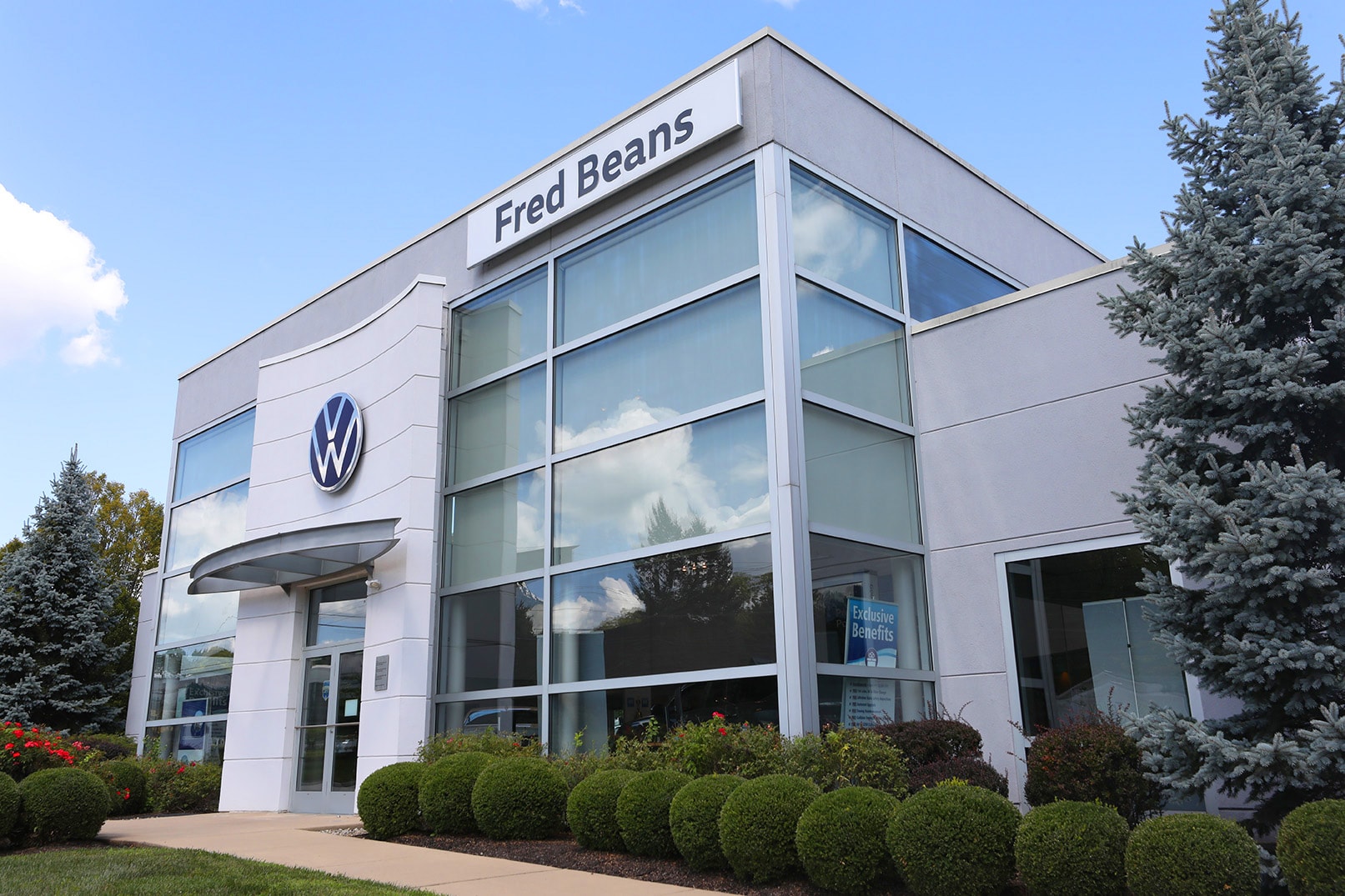 Exterior_FB_Volkswagen_Devon_05 (1).jpg