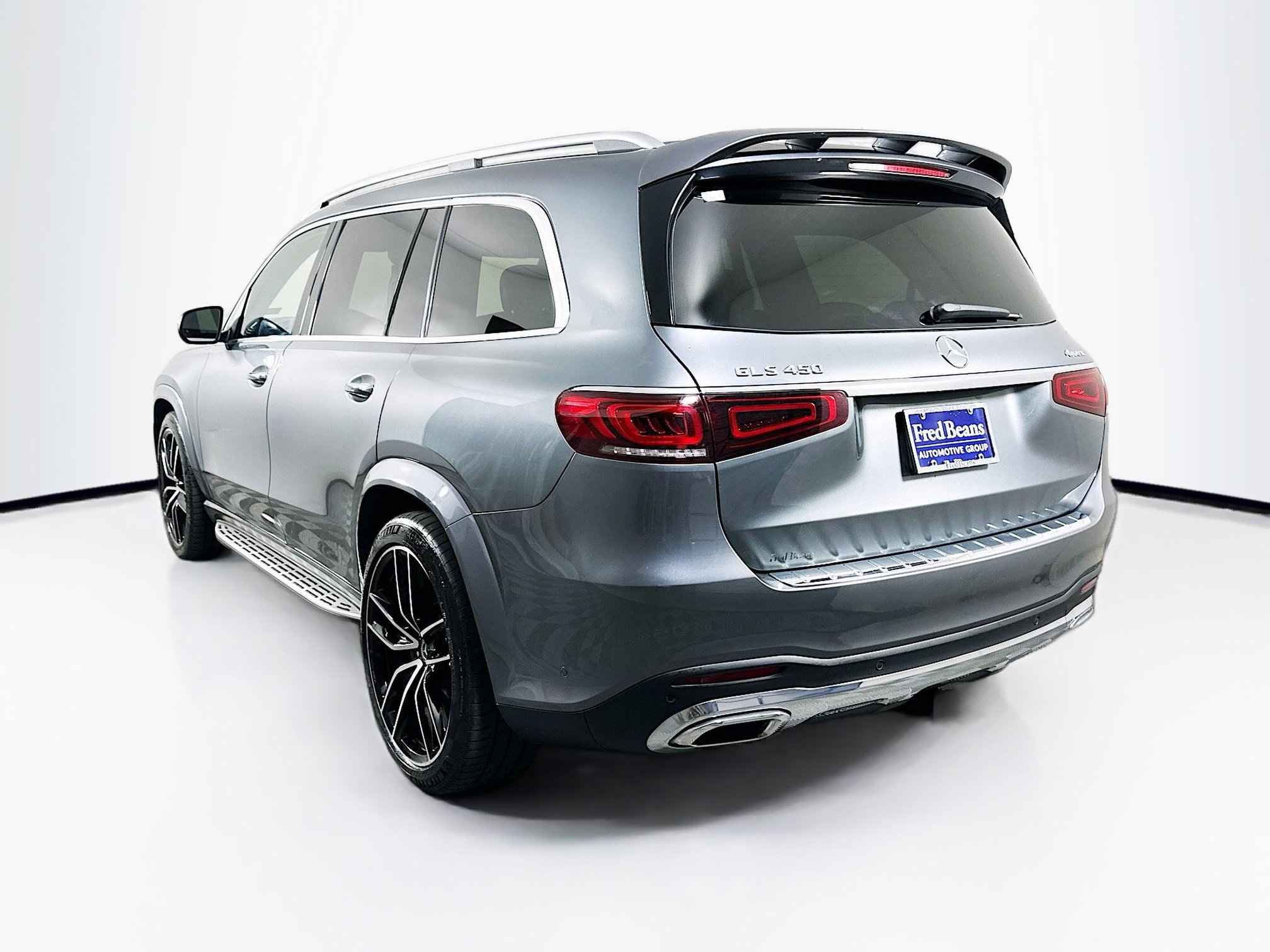 2022 Mercedes Benz GLS 450 4MATIC photo 3