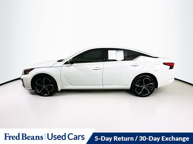 2024 Nissan Altima 2.5 SR photo 4