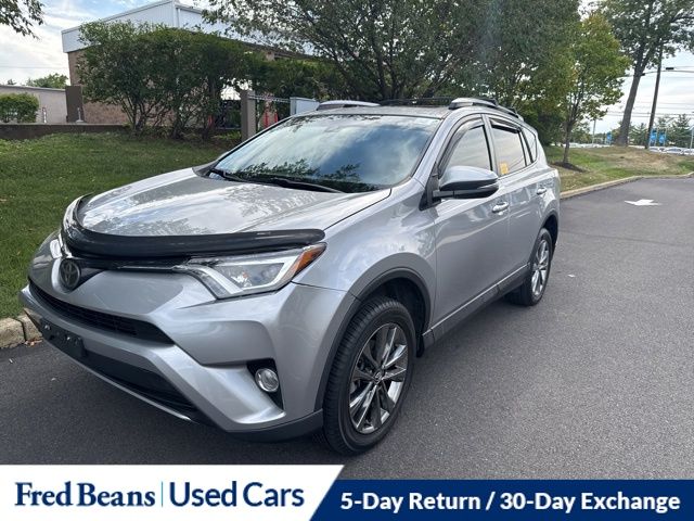 2018 Toyota RAV4 Limited photo 3