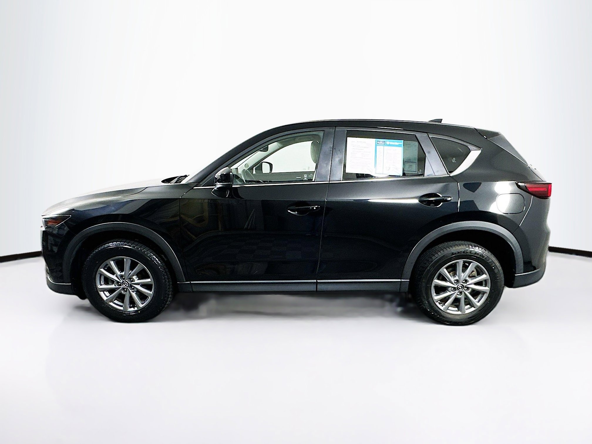 2023 Mazda CX-5 2.5 S Preferred photo 4