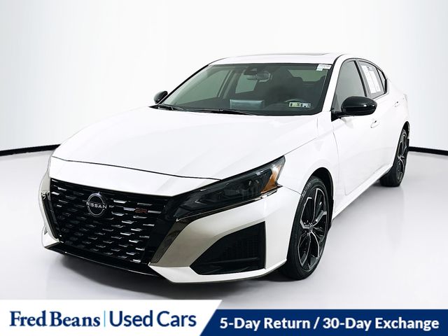 2024 Nissan Altima 2.5 SR photo 3