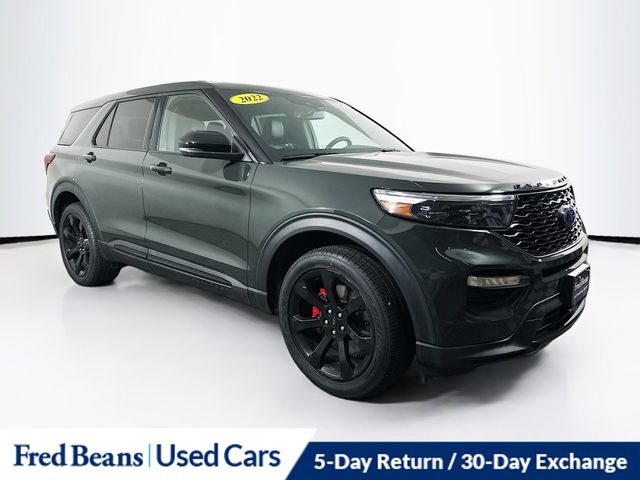 2022 Ford Explorer ST's photo