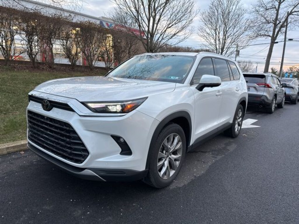 Used 2024 Toyota Grand Highlander SUV