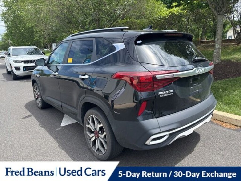 Used 2023 Kia Seltos SX SUV