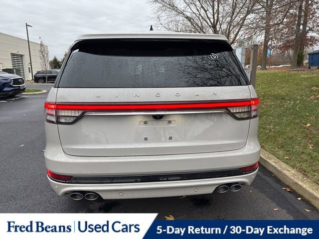 2023 Lincoln Aviator Grand Touring photo 3