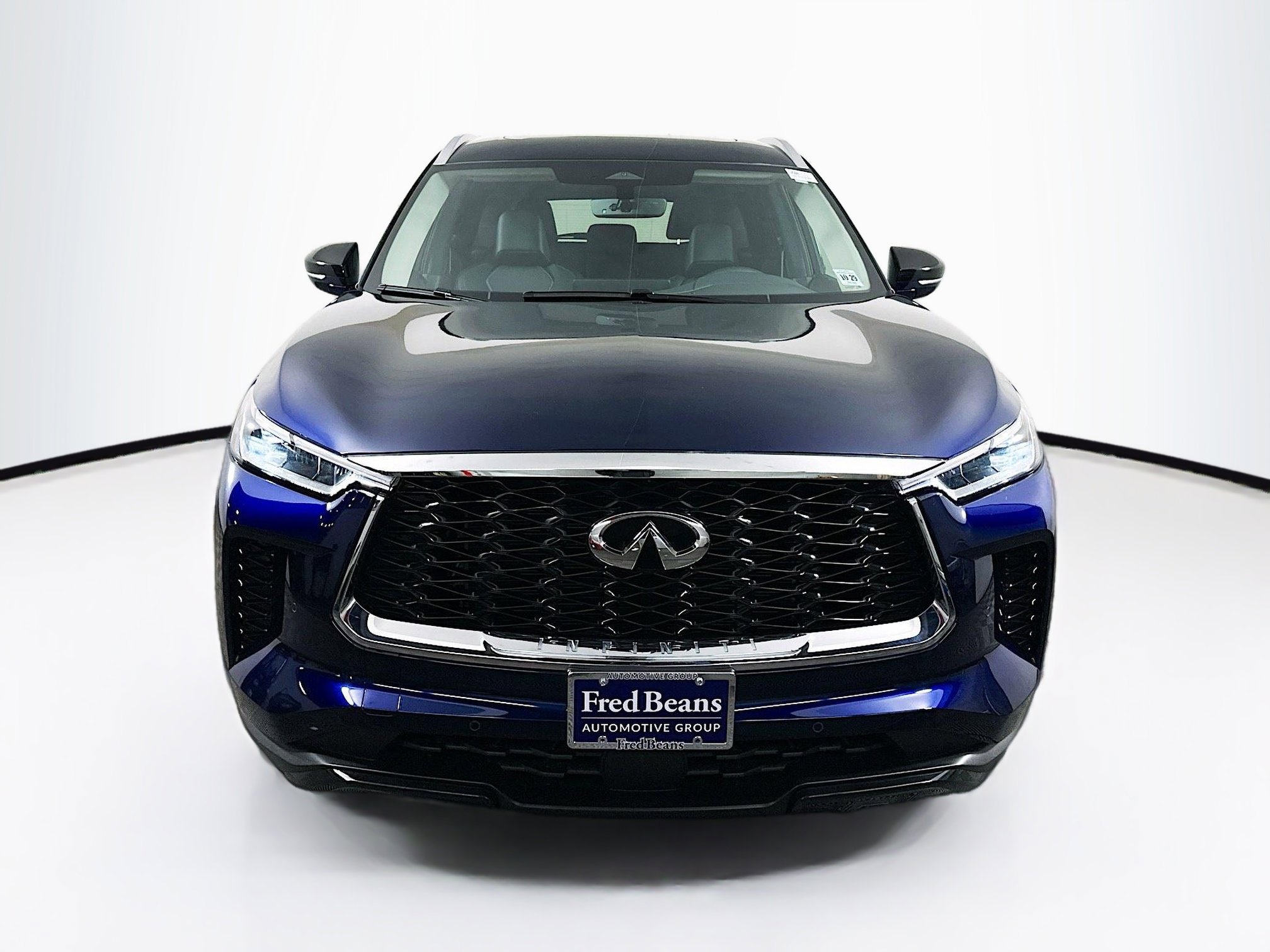 2024 Infiniti QX60 Luxe AWD photo 2