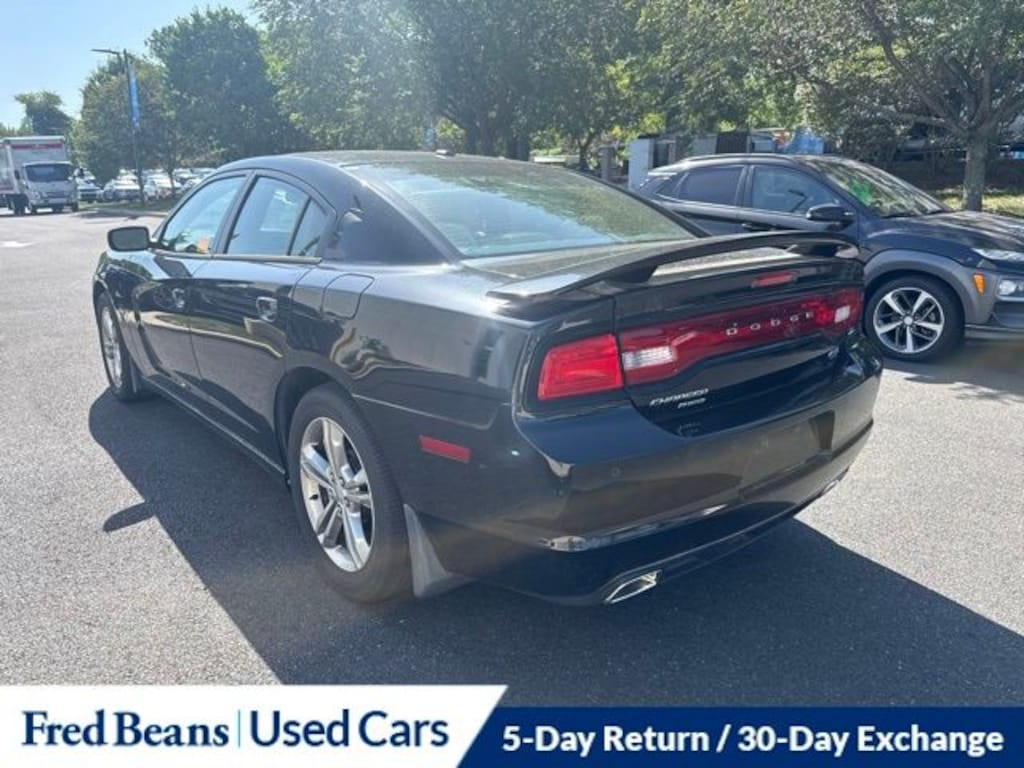 Used 2013 Dodge Charger R/T Sedan