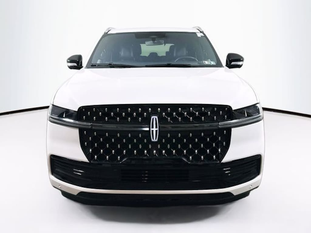 Certified 2025 Lincoln Navigator Black Label SUV