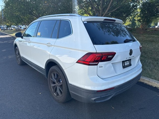 2022 Volkswagen Tiguan SE photo 3
