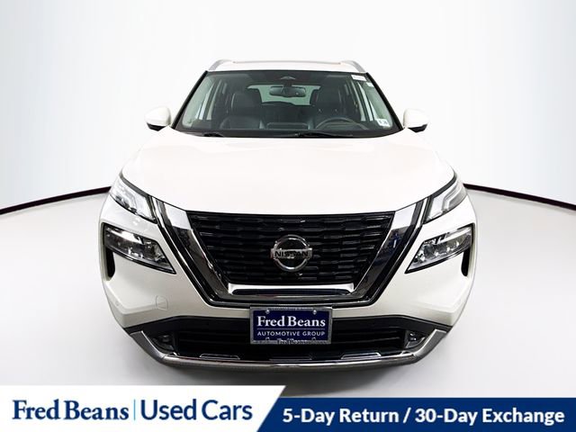 2021 Nissan Rogue Platinum photo 2