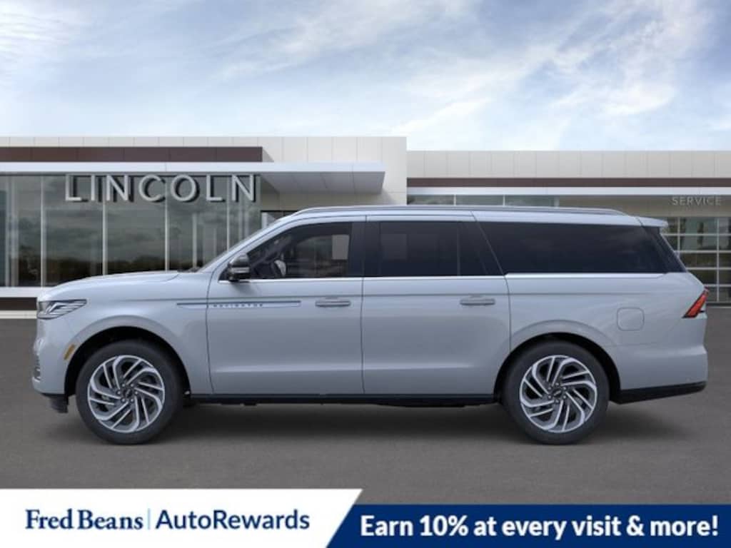 New 2026 Lincoln Navigator L Reserve SUV