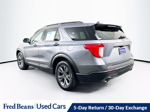 2022 Ford Explorer XLT photo 3