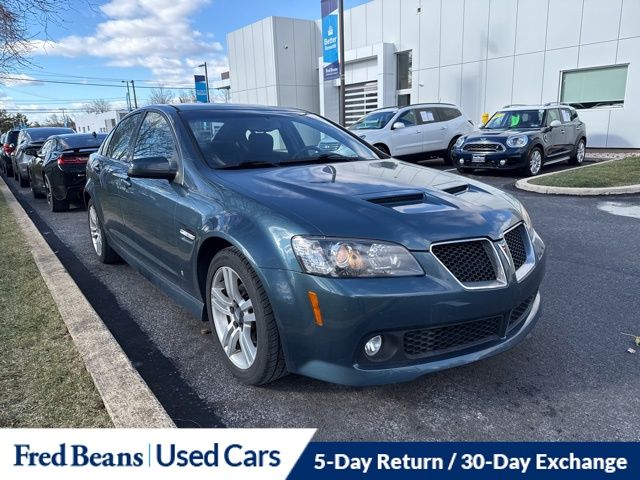 2009 Pontiac G8 Base's photo